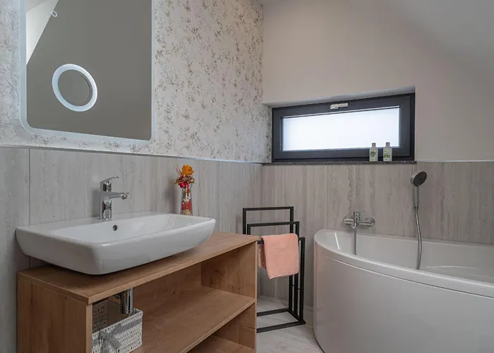 Wellness Vinita Villa Sveti Jurij ob Scavnici