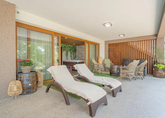 Wellness Vinita Villa