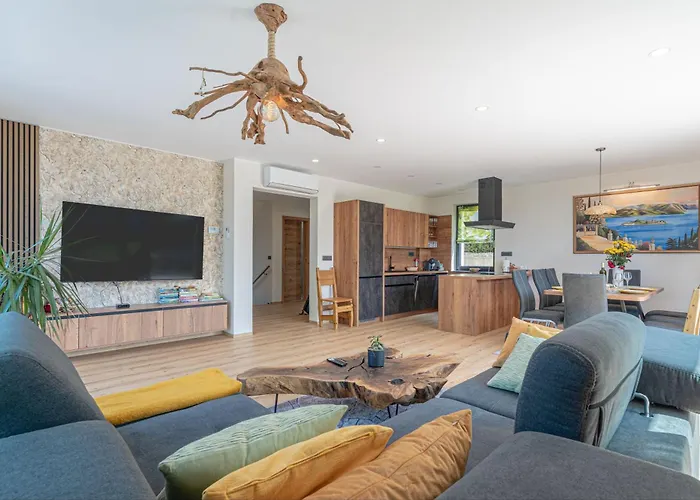 Villa Wellness Vinita *